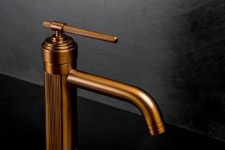 Смеситель для умывальника Boheme ETERNA BRUSHED BRONZE 171-BRB брашированная бронза