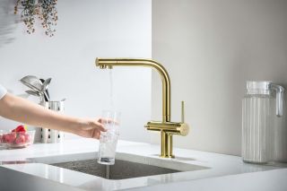 Смеситель для кухни Aquatek Европа AQ1385BG с подключением к фильтру питьевой воды шлифованное золото