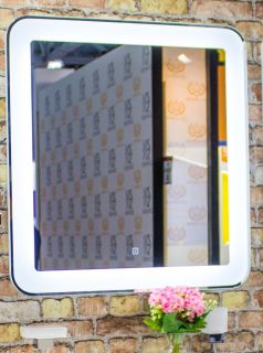 Зеркало с подсветкой Art&Max Latina 75x80см AM-Lat-750-800-DS-F