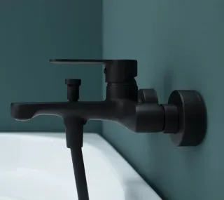 Смеситель для ванны Aquanet Passion AF300-20B 243295 чёрный матовый