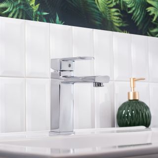 Смеситель для раковины BOOU B8215-1J хром